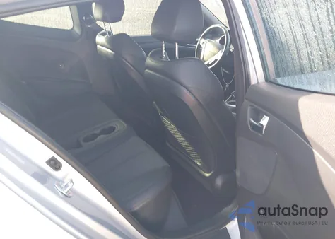 2016 Hyundai Veloster из США, поврежденный, VIN KMHTC6AD3GU258763